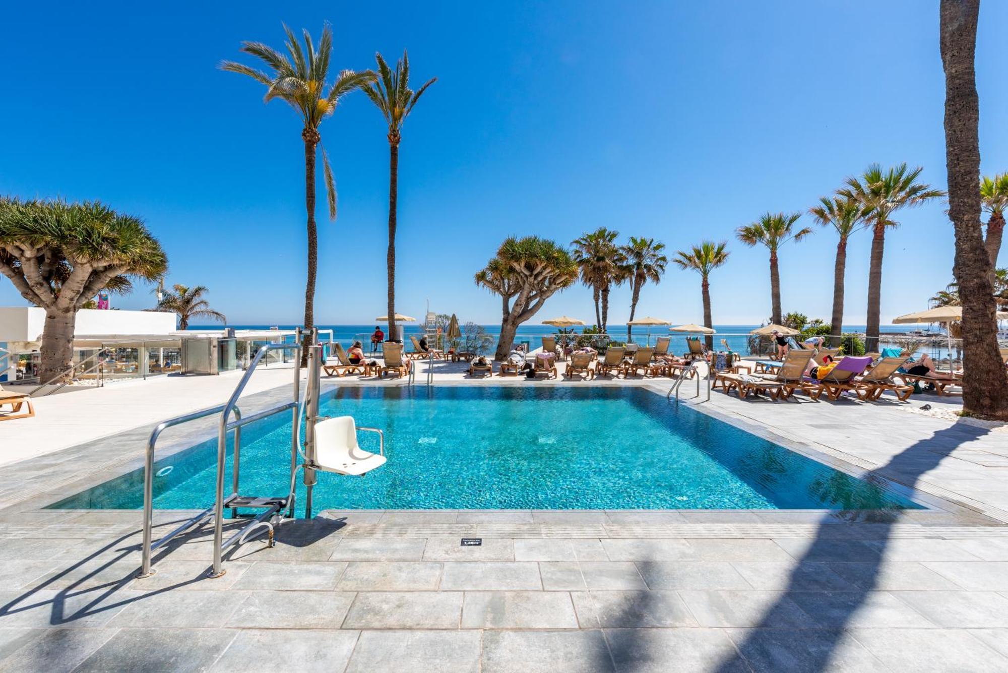 Wintowinrentals Executive Apt In Ocean House Complex Torremolinos Exterior foto